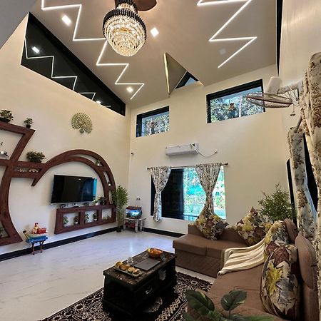 Seas The Day Luxurious 5Bhk Villa 2Min From Awas Beach With Huge Private Pool Алибаг Екстериор снимка